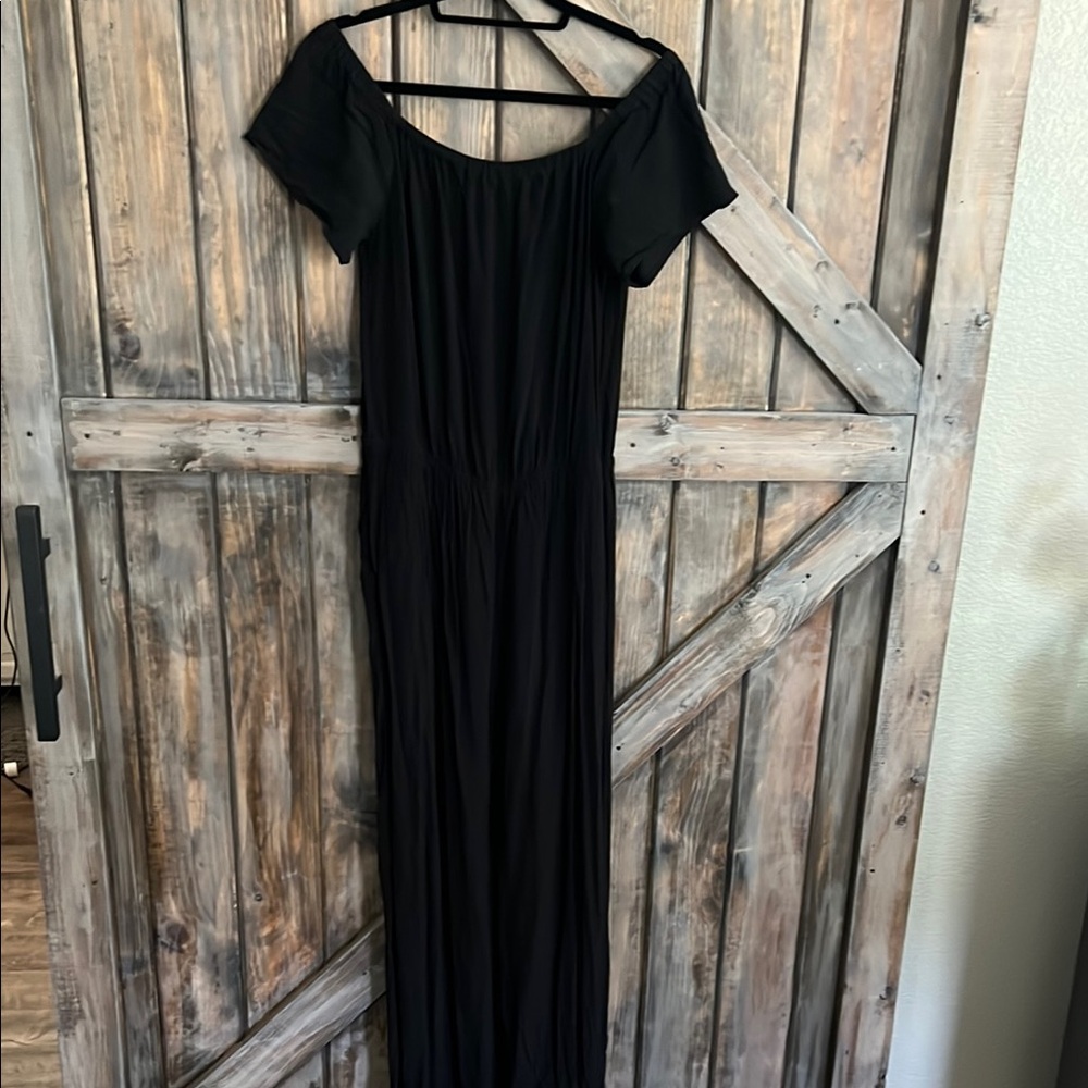 Elegant Black Off-Shoulder Jumpsuit